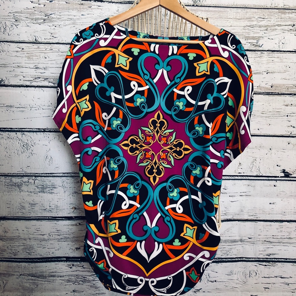 Nicole by Nicole Miller loose fitting, bright top